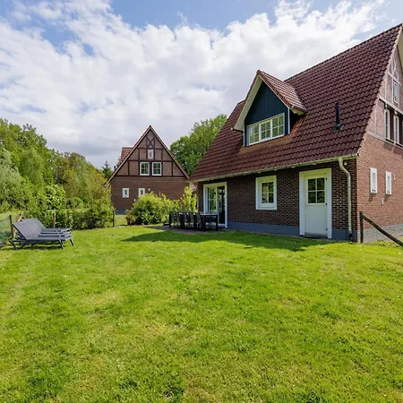 Restyled House With Sauna, Near Dom wakacyjny *